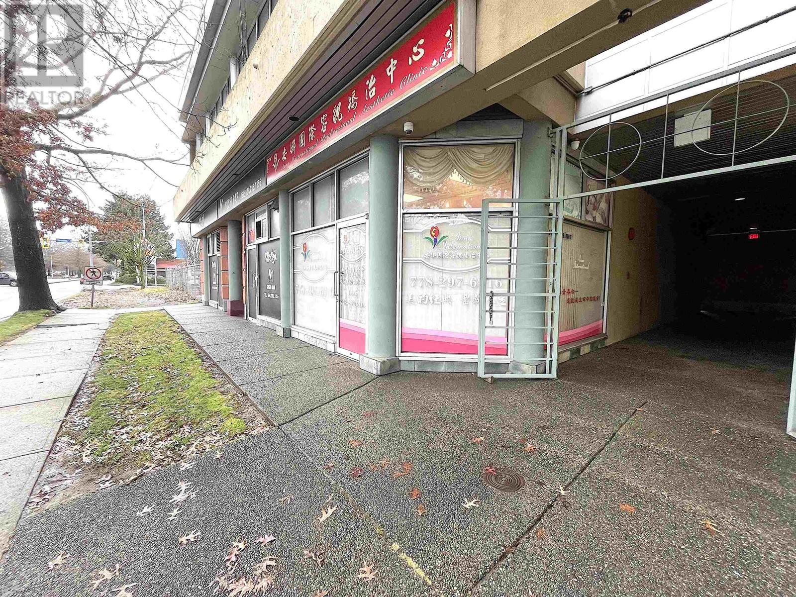 Listing Picture 17 of 19 : 1135 8580 ALEXANDRA ROAD, Richmond / 烈治文 - 魯藝地產 Yvonne Lu Group - MLS Medallion Club Member