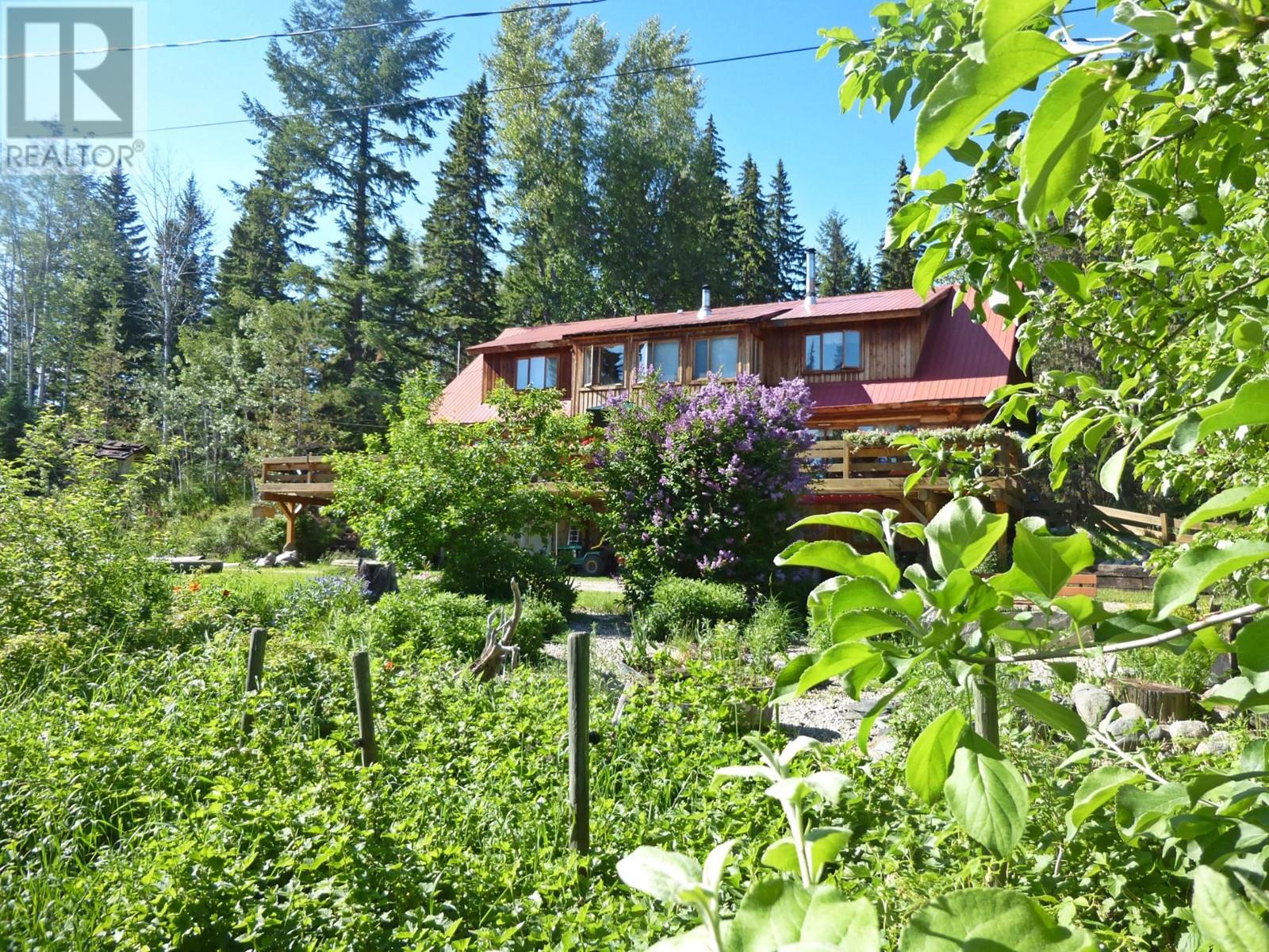 5944 TROUT CREEK RD, clearwater, British Columbia