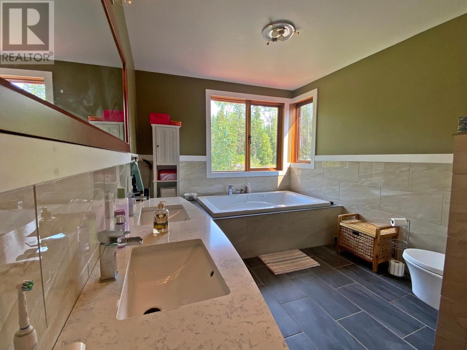 5944 Trout Creek Rd, Clearwater, British Columbia  V0E 1N1 - Photo 12 - 180245