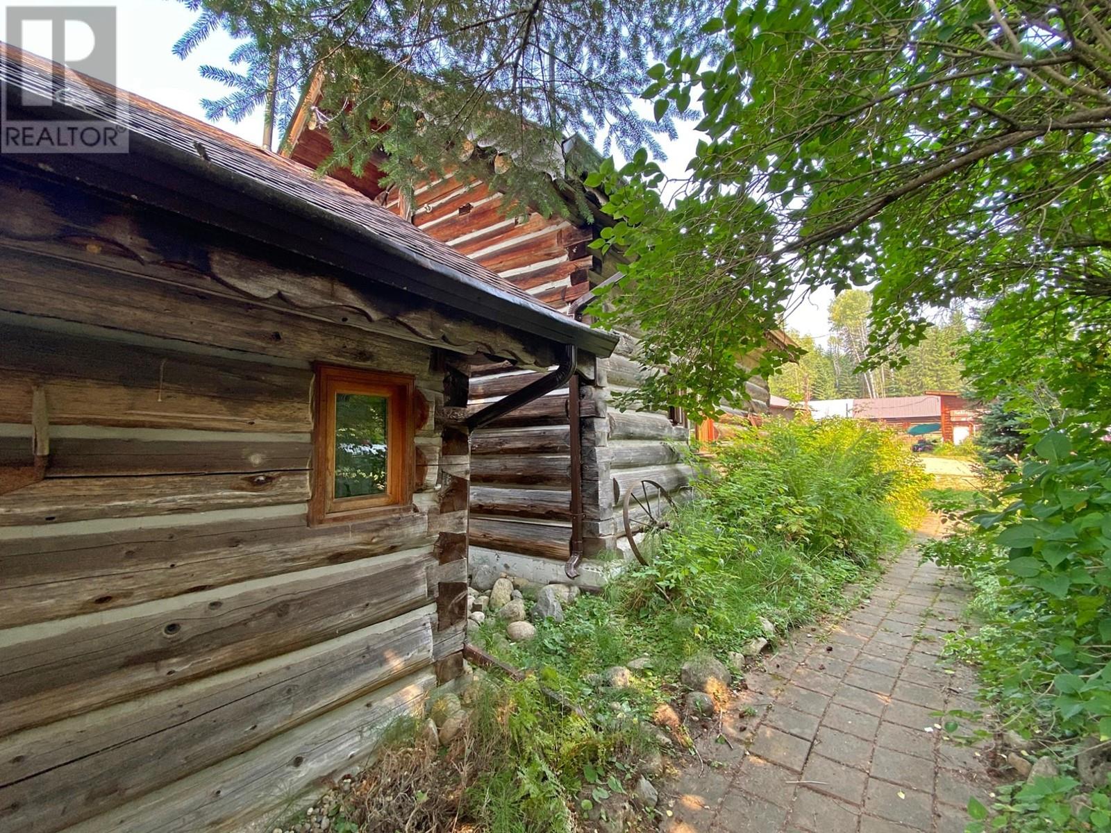 5944 Trout Creek Rd, Clearwater, British Columbia  V0E 1N1 - Photo 39 - 180245