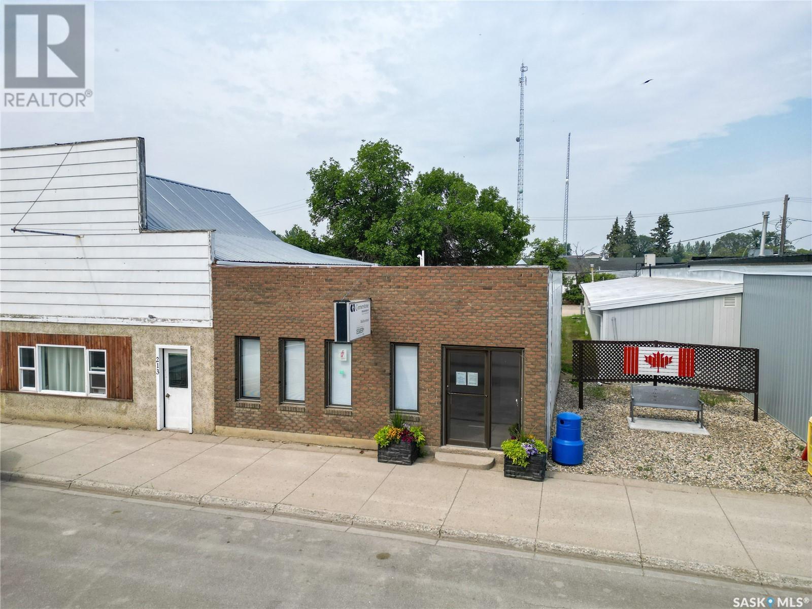 215 Main Street, Kinistino, Saskatchewan  S0J 1H0 - Photo 11 - SK979933