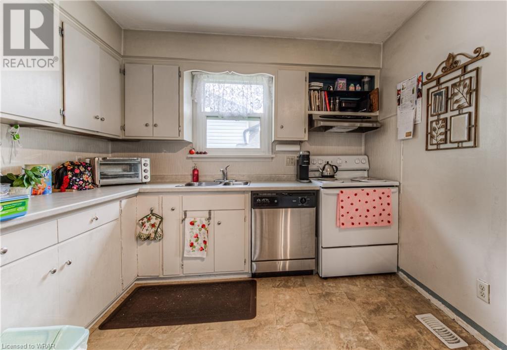 Image of property at 42 WAYNE Drive