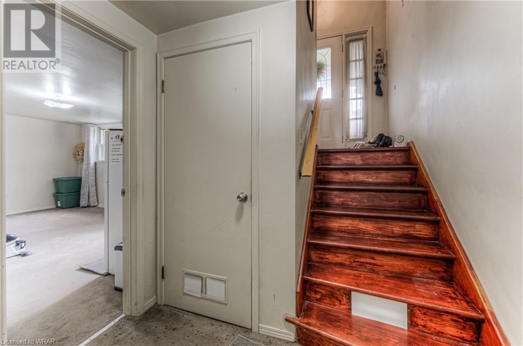 Image of property at 42 WAYNE Drive