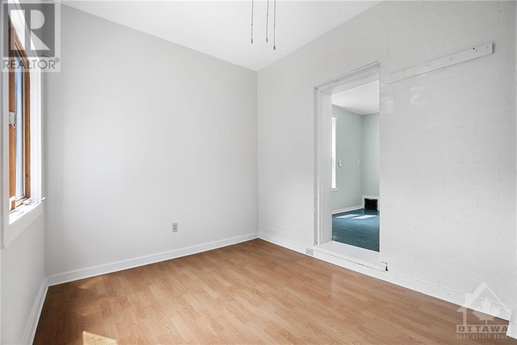 108 Grove Avenue, Ottawa, Ontario  K1S 3B1 - Photo 14 - X9516737