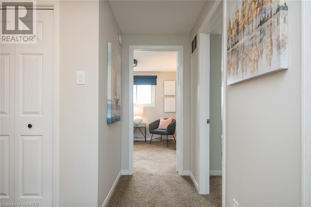 Image of property at 586 HAYWARD Crescent