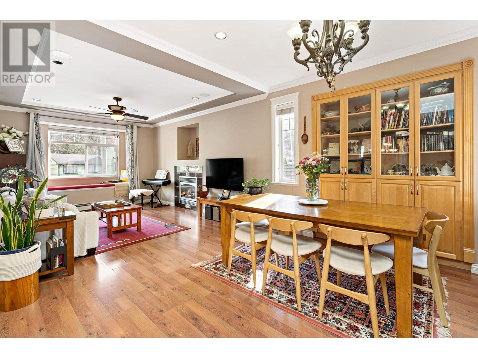 38139 Harbour View Place, Squamish, British Columbia  V8B 0J2 - Photo 4 - R2913322