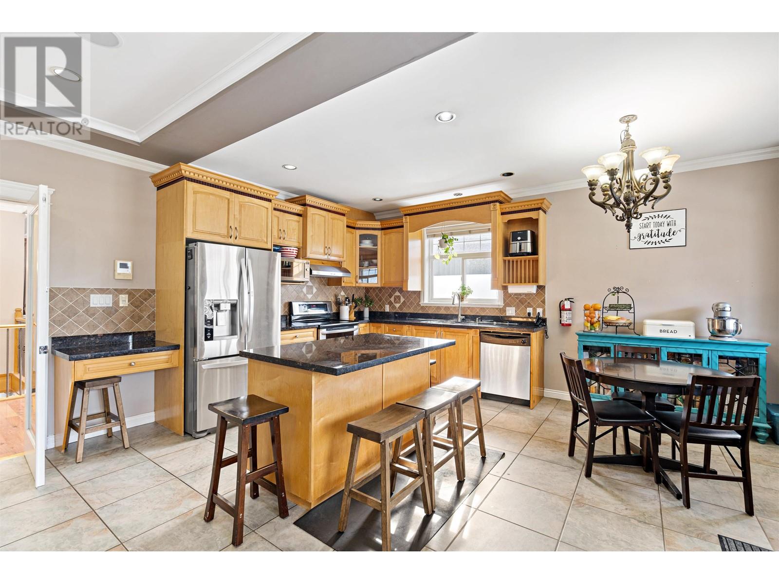 38139 Harbour View Place, Squamish, British Columbia  V8B 0J2 - Photo 9 - R2913322