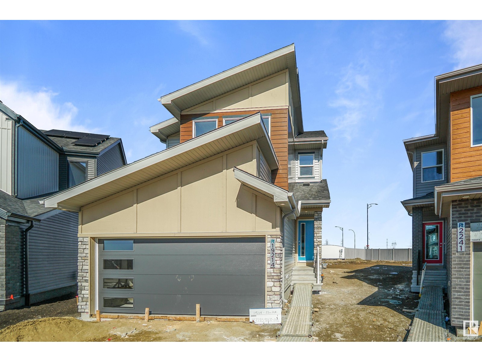 1667 13 ST NW, edmonton, Alberta