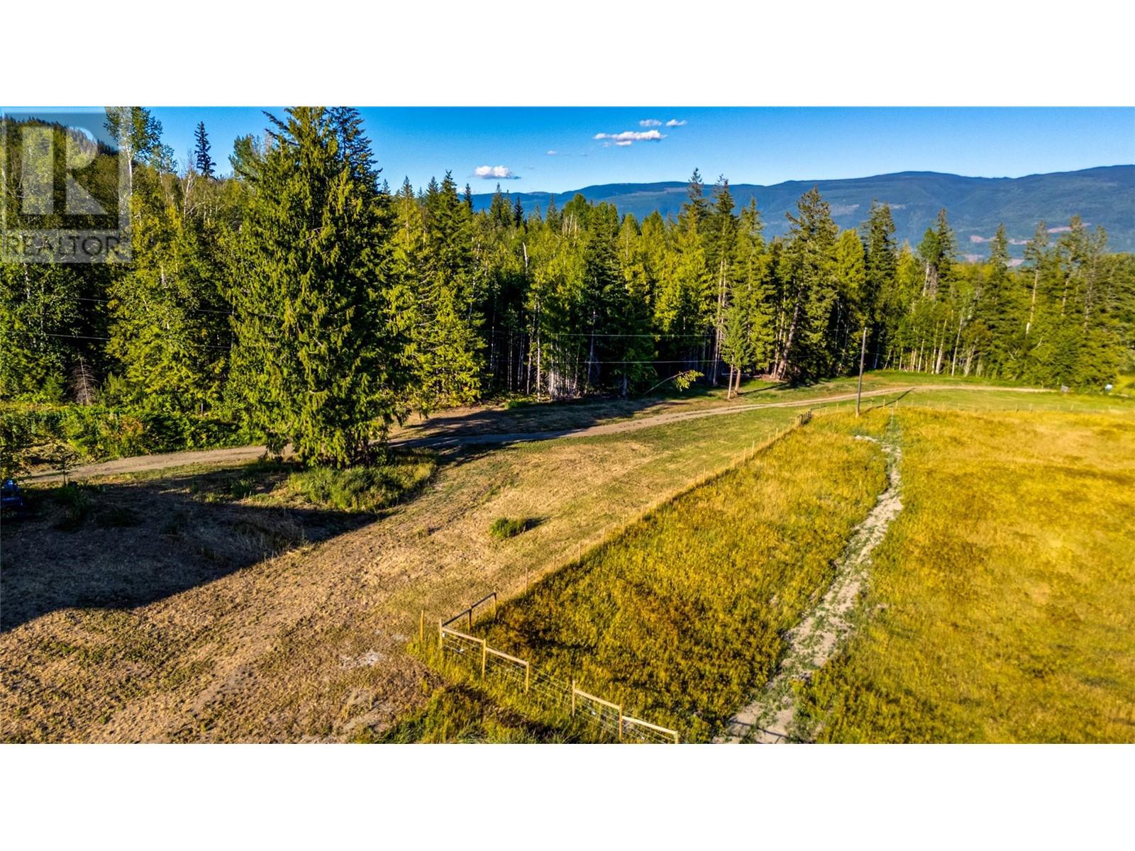 100 Lidstone Road, Grindrod, British Columbia  V1E 4P9 - Photo 84 - 10321306