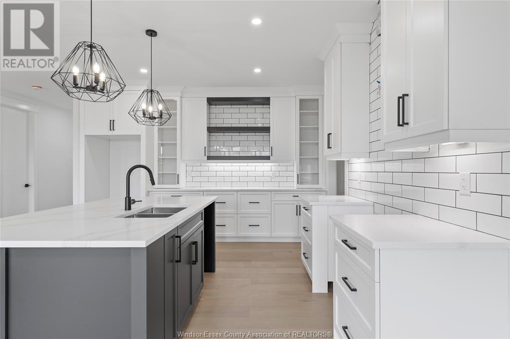 7355 Garnet, Mcgregor, Ontario  N0R 1J0 - Photo 6 - 24014245