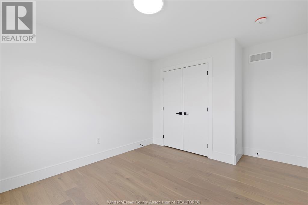 7355 Garnet, Mcgregor, Ontario  N0R 1J0 - Photo 33 - 24014245