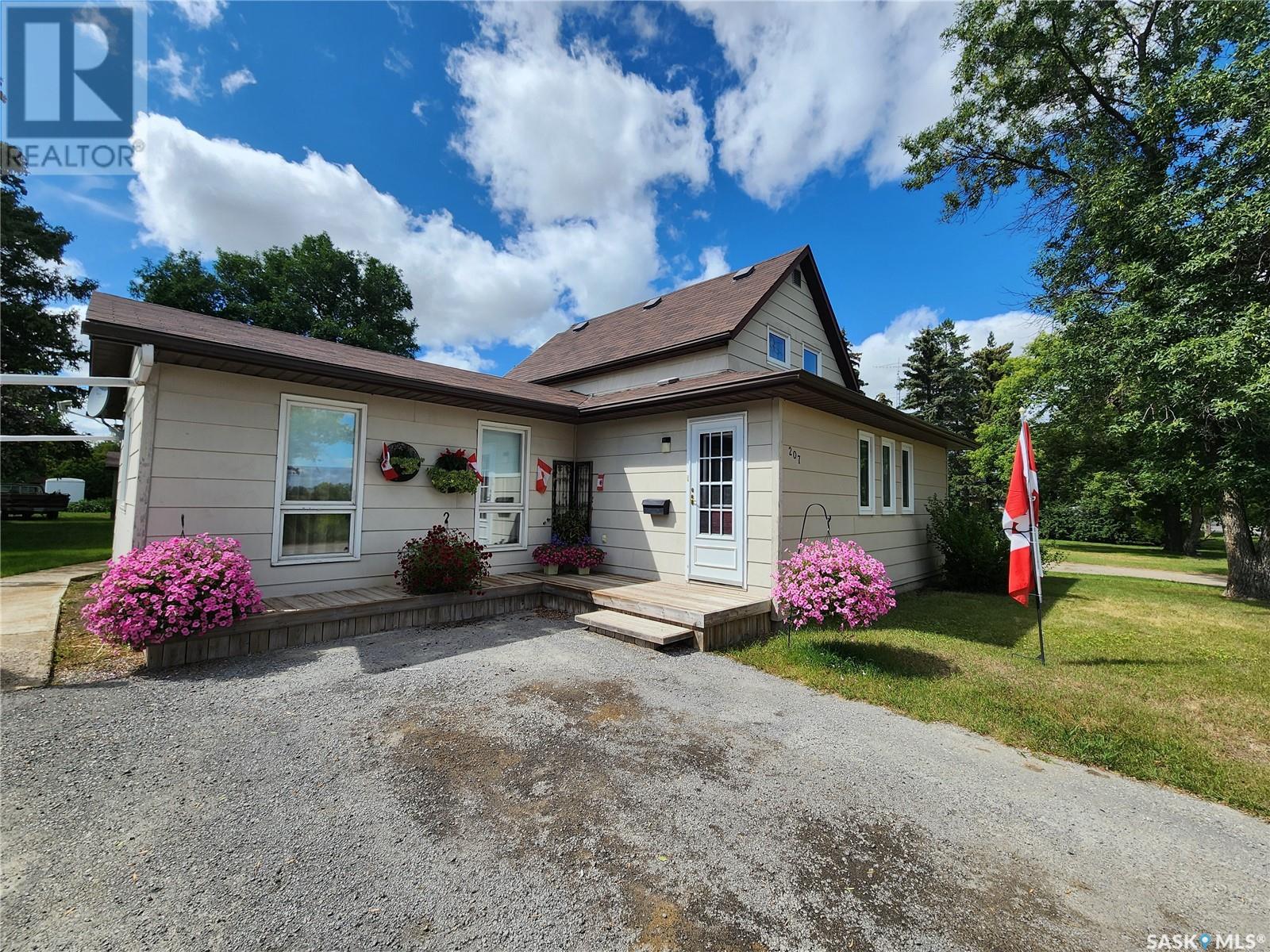 207 Garnet STREET S, Wolseley, Saskatchewan