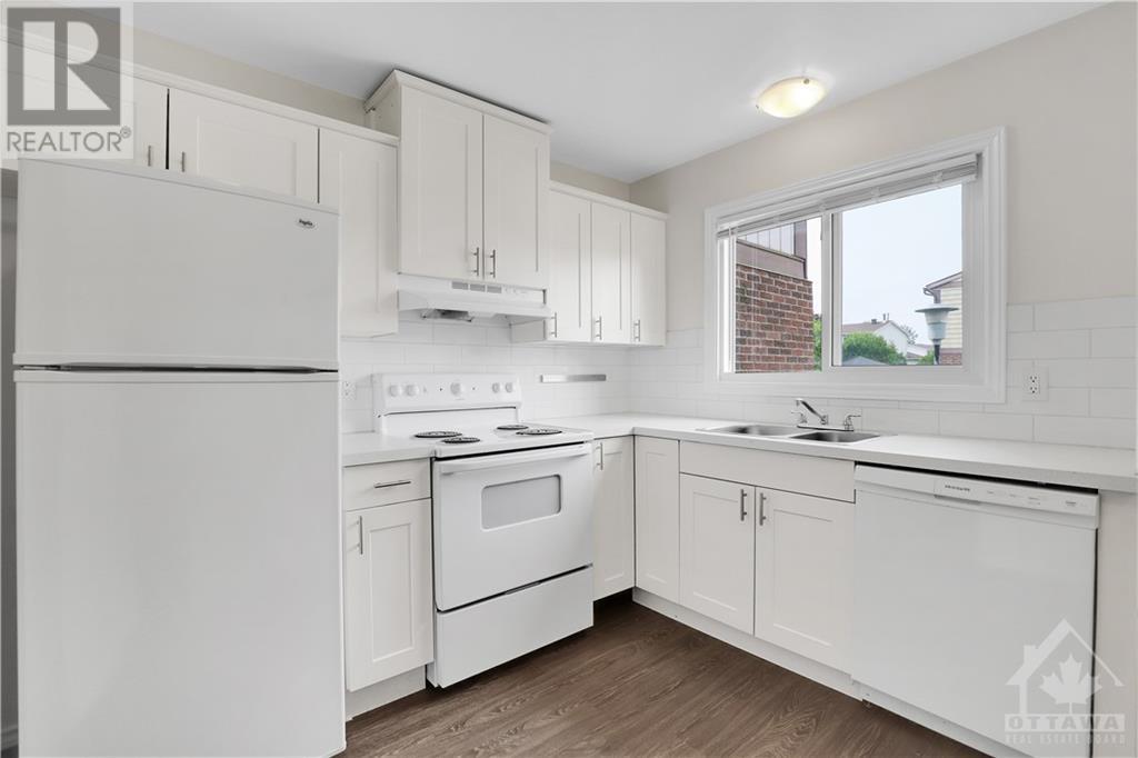 18 KNOLLSBROOK DRIVE UNIT#C Ottawa