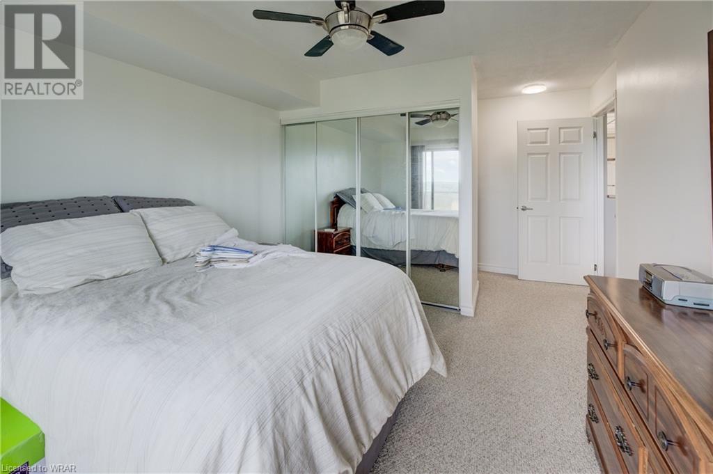 Image of property at 237 KING Street W Unit# 910