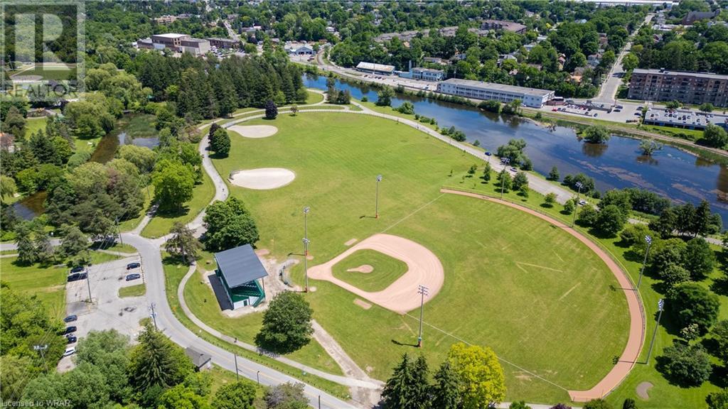 Image of property at 237 KING Street W Unit# 910