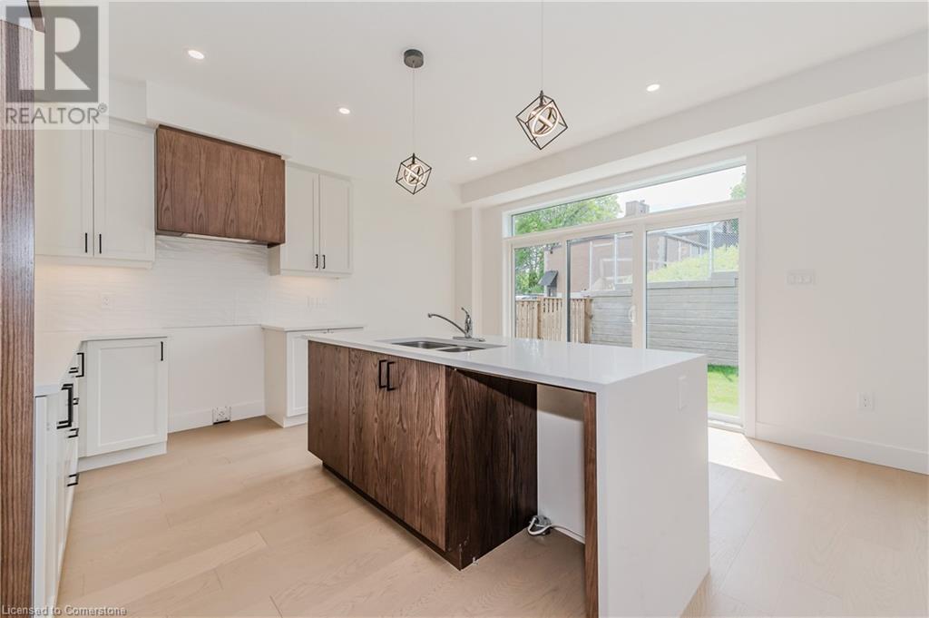 Image of property at 176 FOREST Road