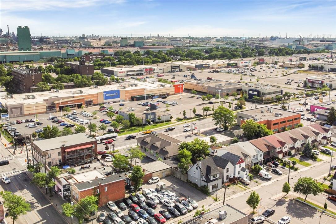 Image of property at 284 GROSVENOR Avenue N