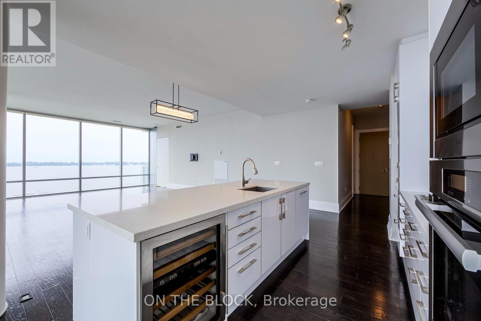 814 - 39 Queens Quay E, Toronto (Waterfront Communities), Ontario  M5E 0A5 - Photo 21 - C9244539