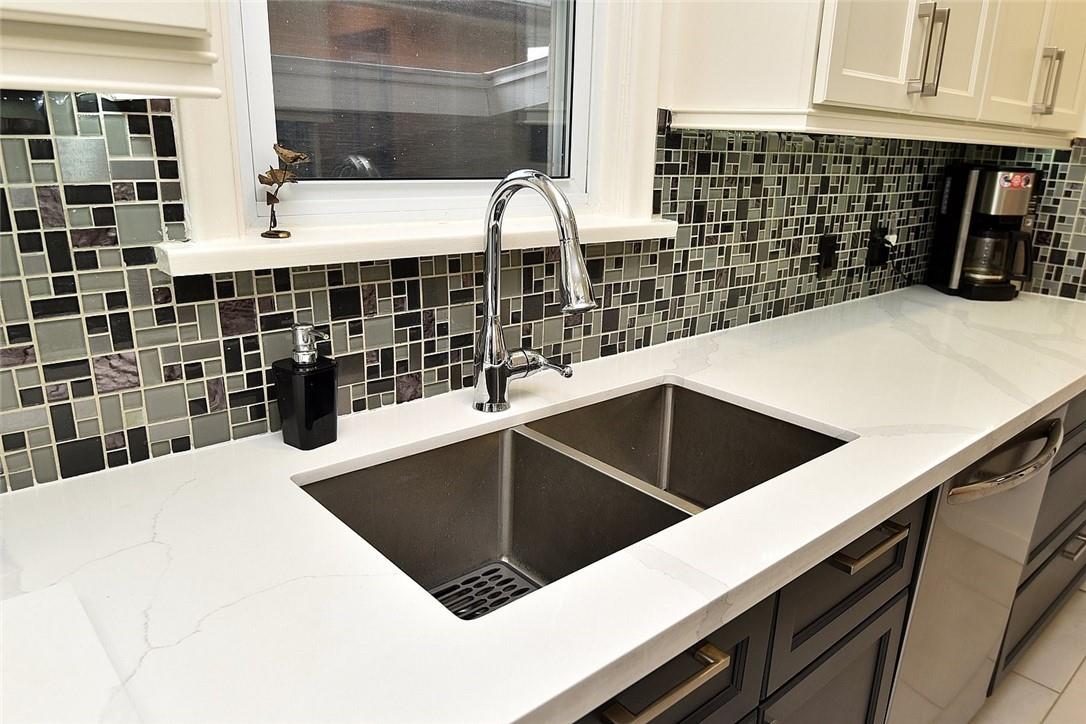 Image of property at 81 KINGSLEA Drive