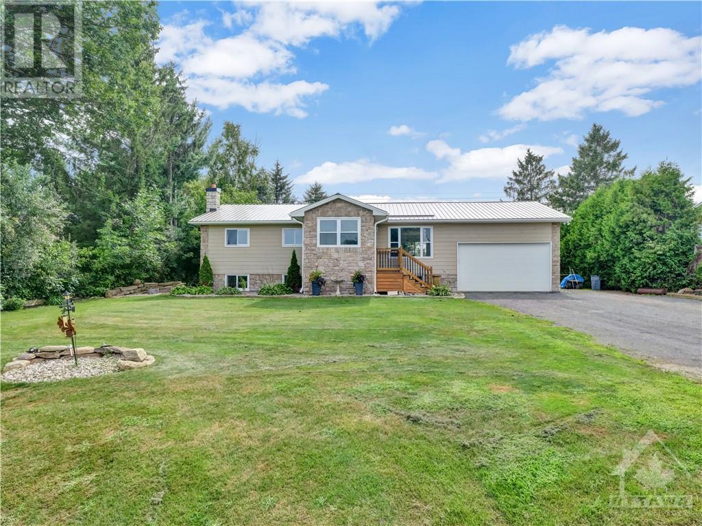5702 FIRST LINE ROAD, ottawa, Ontario