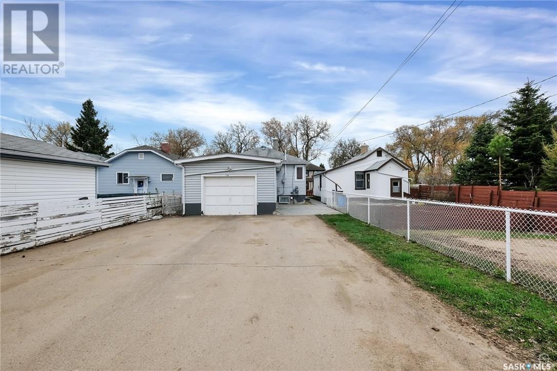 Property at 428 11th STREET E image 5