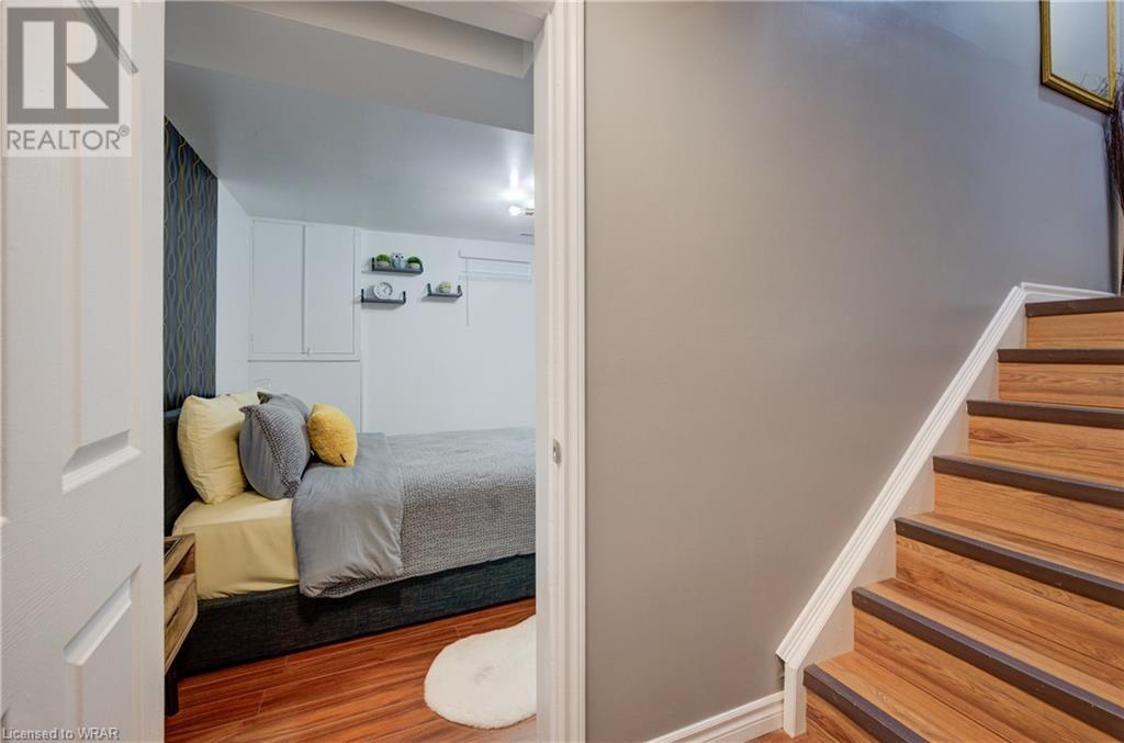 Image of property at 95 SPRUCEDALE Crescent