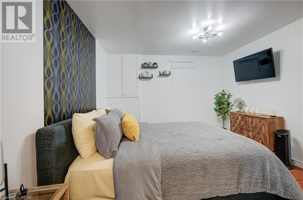 Image of property at 95 SPRUCEDALE Crescent