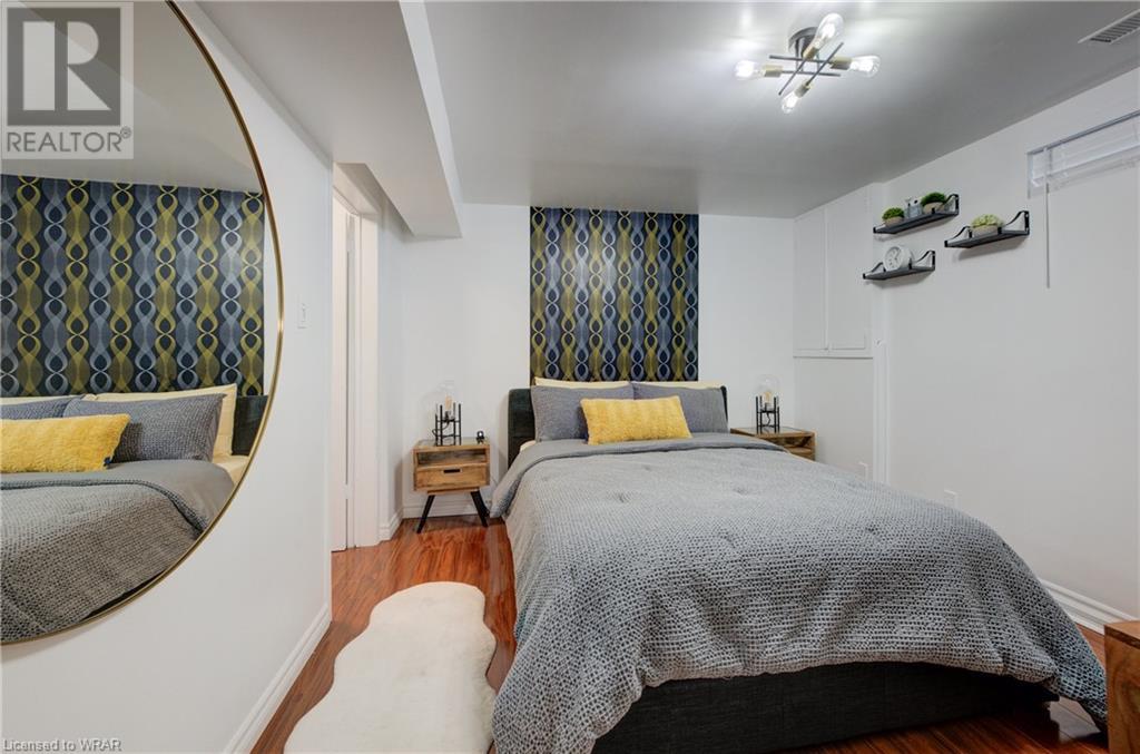 Image of property at 95 SPRUCEDALE Crescent