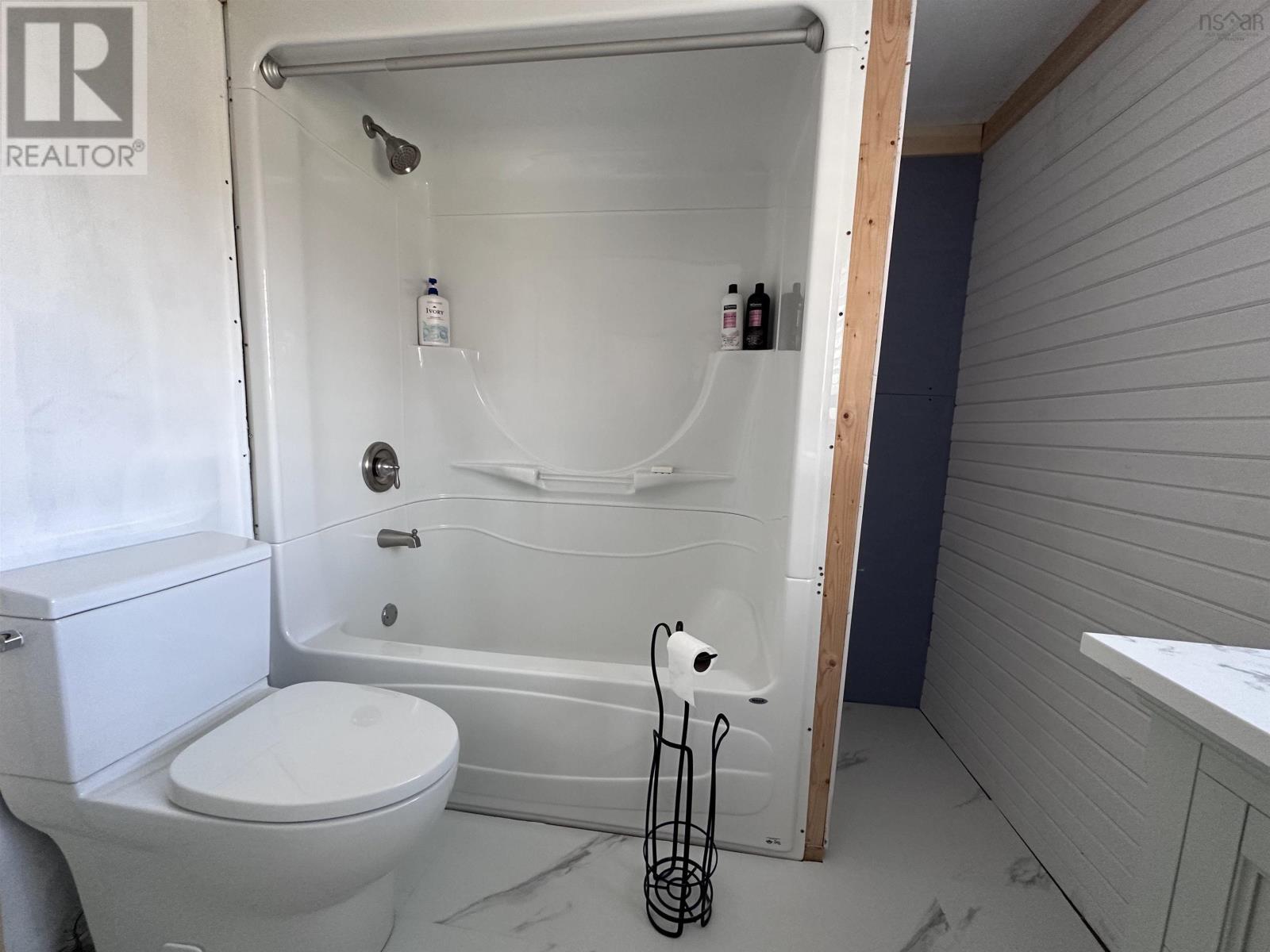 959 2 Highway, Five Islands, Nova Scotia  B0M 1K0 - Photo 24 - 202418538