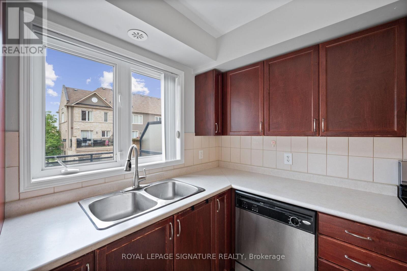 9 - 3025 Destination Drive, Mississauga (Churchill Meadows), Ontario  L5M 0P3 - Photo 15 - W9244904