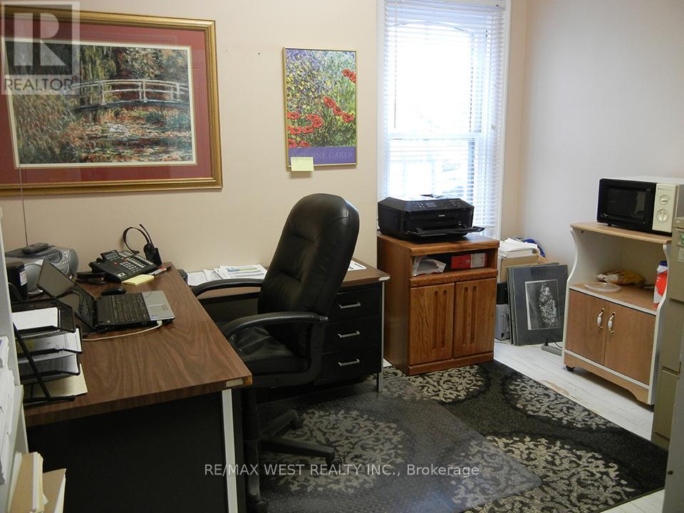 169 Bayfield Street, Barrie (City Centre), Ontario  L4M 3B4 - Photo 4 - S9245066