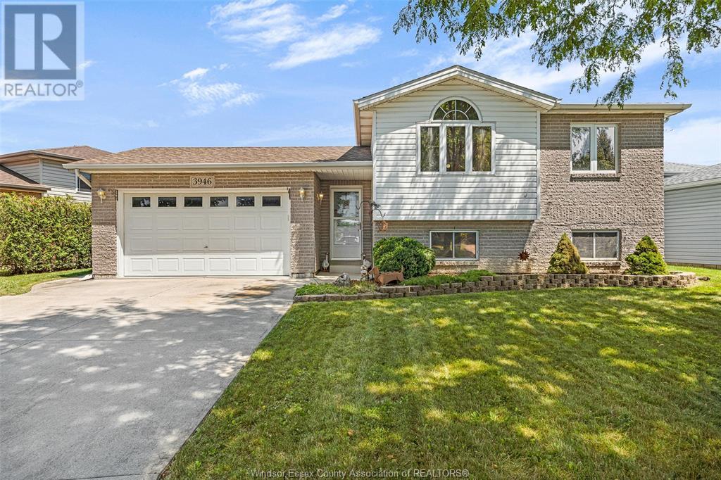 MLS# 24018261: 3946 ACORN CRESCENT, Windsor, Canada