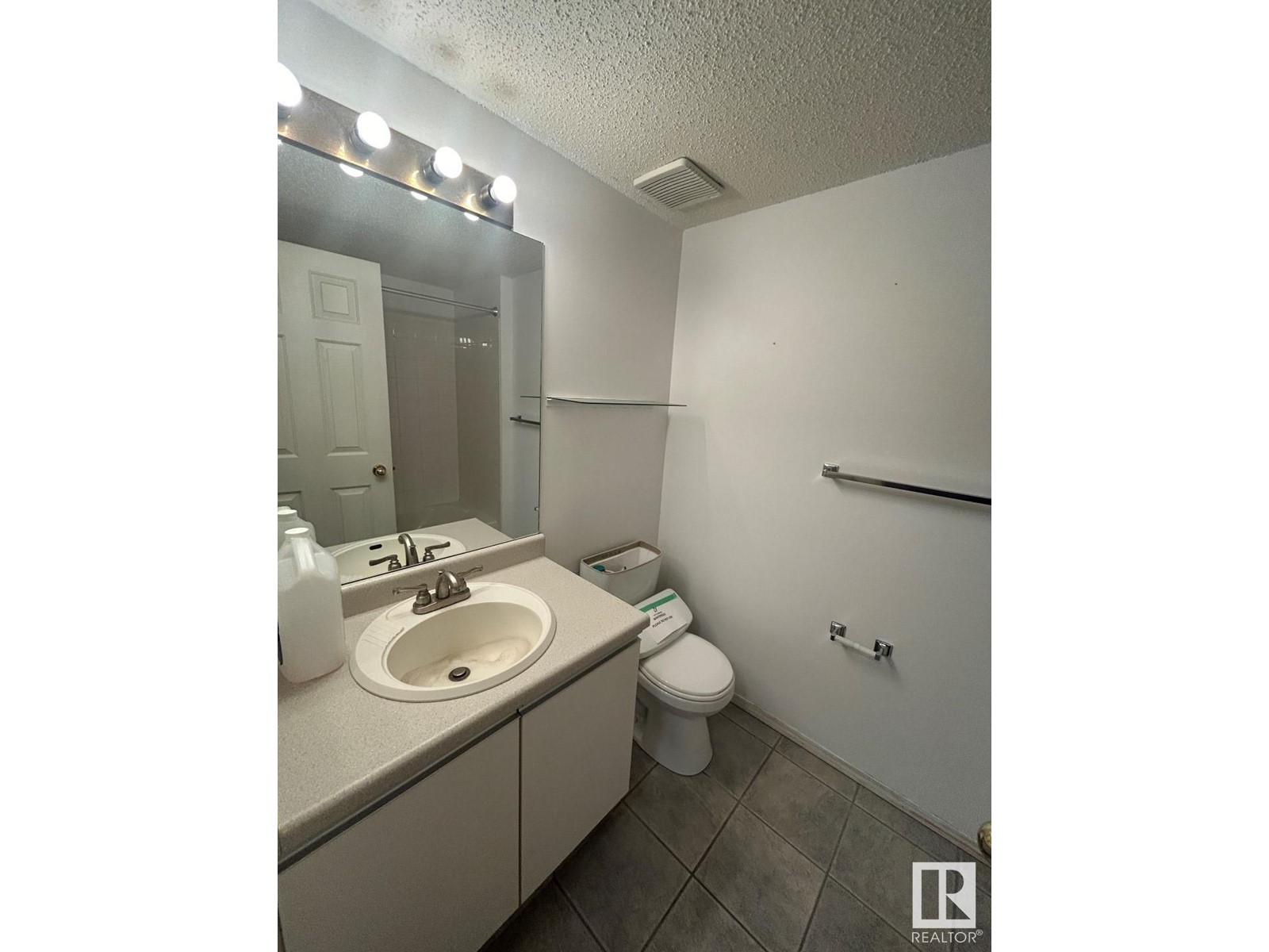 #313 9010 106 Av Nw, Edmonton, Alberta  T5H 4K3 - Photo 11 - E4400963