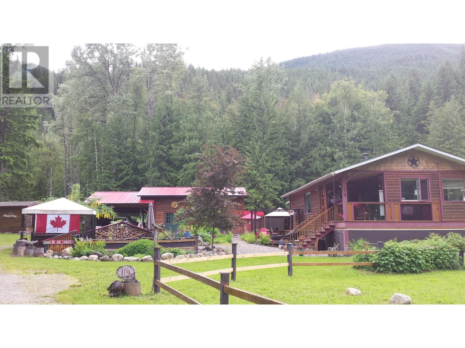 114 EAGLES NEST ROAD Nakusp