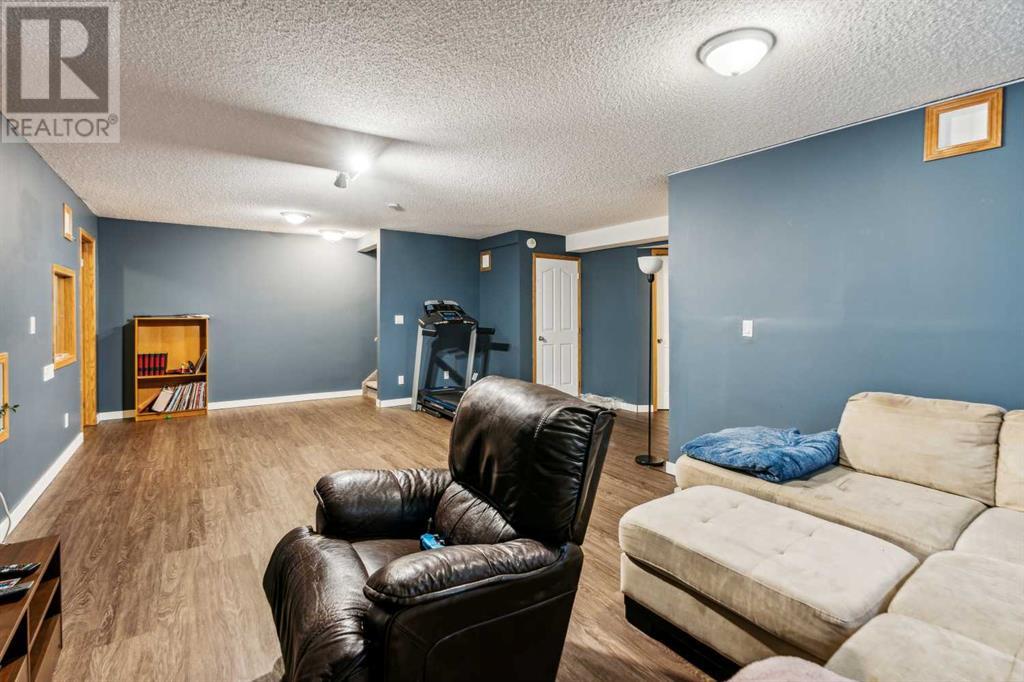 1240 Everridge Drive Sw, Calgary, Alberta  T2Y 4P8 - Photo 31 - A2156159