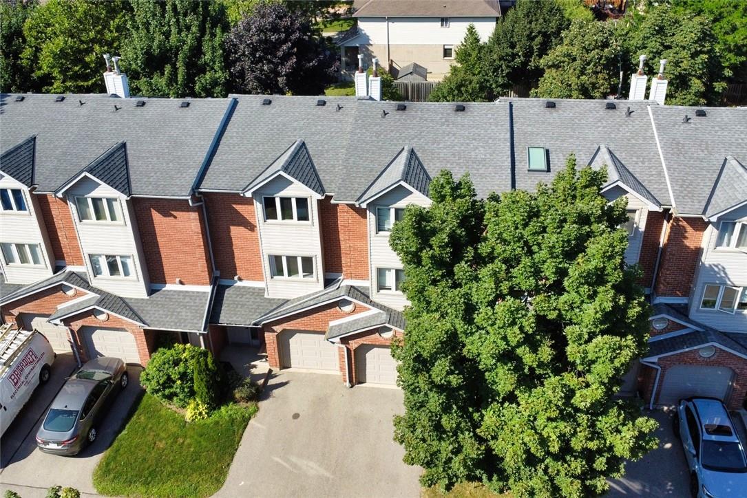 72 Stone Church Road W, Unit #11, Hamilton, Ontario  L9B 2H6 - Photo 2 - H4202246