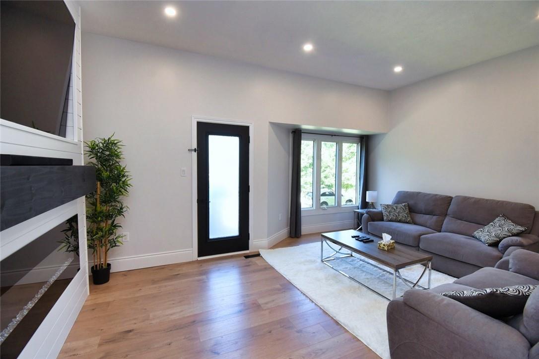 72 Stone Church Road W, Unit #11, Hamilton, Ontario  L9B 2H6 - Photo 6 - H4202246