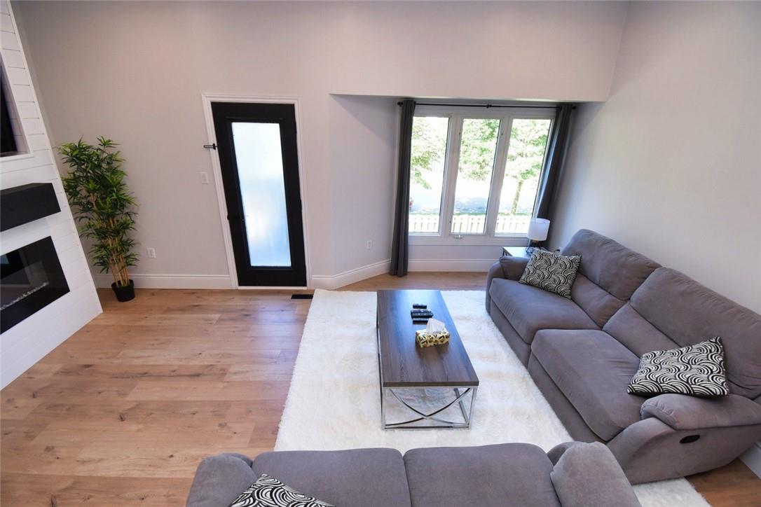 72 Stone Church Road W, Unit #11, Hamilton, Ontario  L9B 2H6 - Photo 9 - H4202246