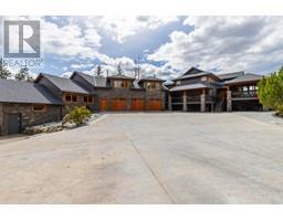 5774 Deadpine Drive, kelowna, British Columbia