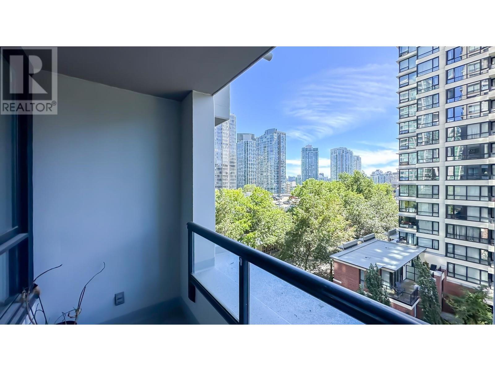 Listing Picture 23 of 24 : 705 909 MAINLAND STREET, Vancouver / 溫哥華 - 魯藝地產 Yvonne Lu Group - MLS Medallion Club Member