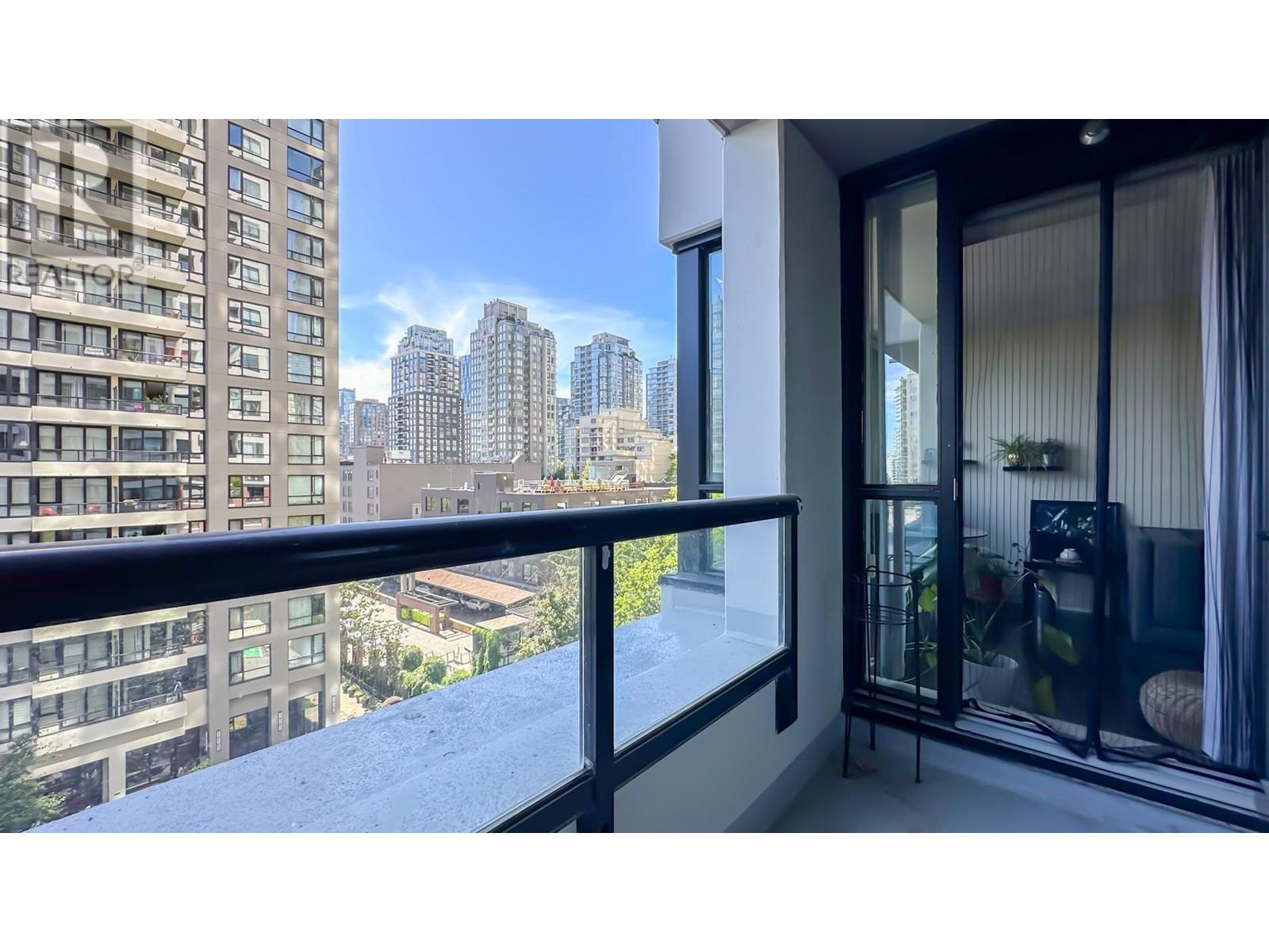 Listing Picture 22 of 24 : 705 909 MAINLAND STREET, Vancouver / 溫哥華 - 魯藝地產 Yvonne Lu Group - MLS Medallion Club Member