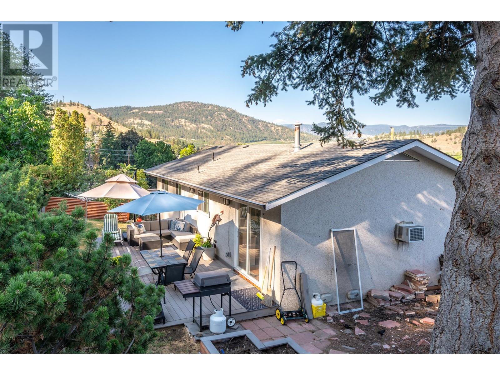 11821 Read Crescent Summerland