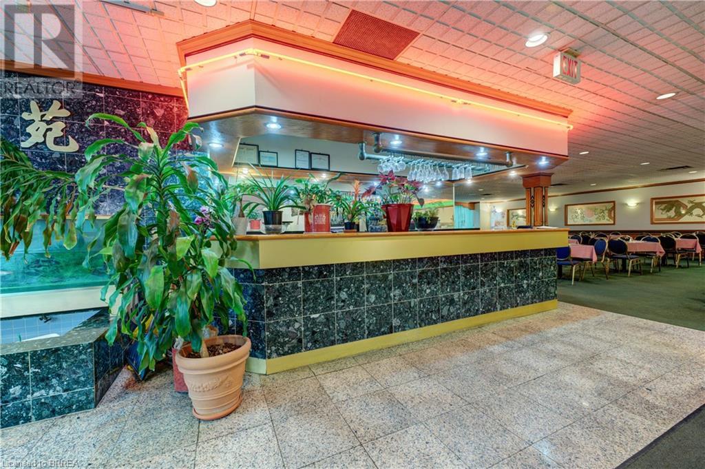 560 West Street, Brantford, Ontario  N3R 6M7 - Photo 6 - 40625304