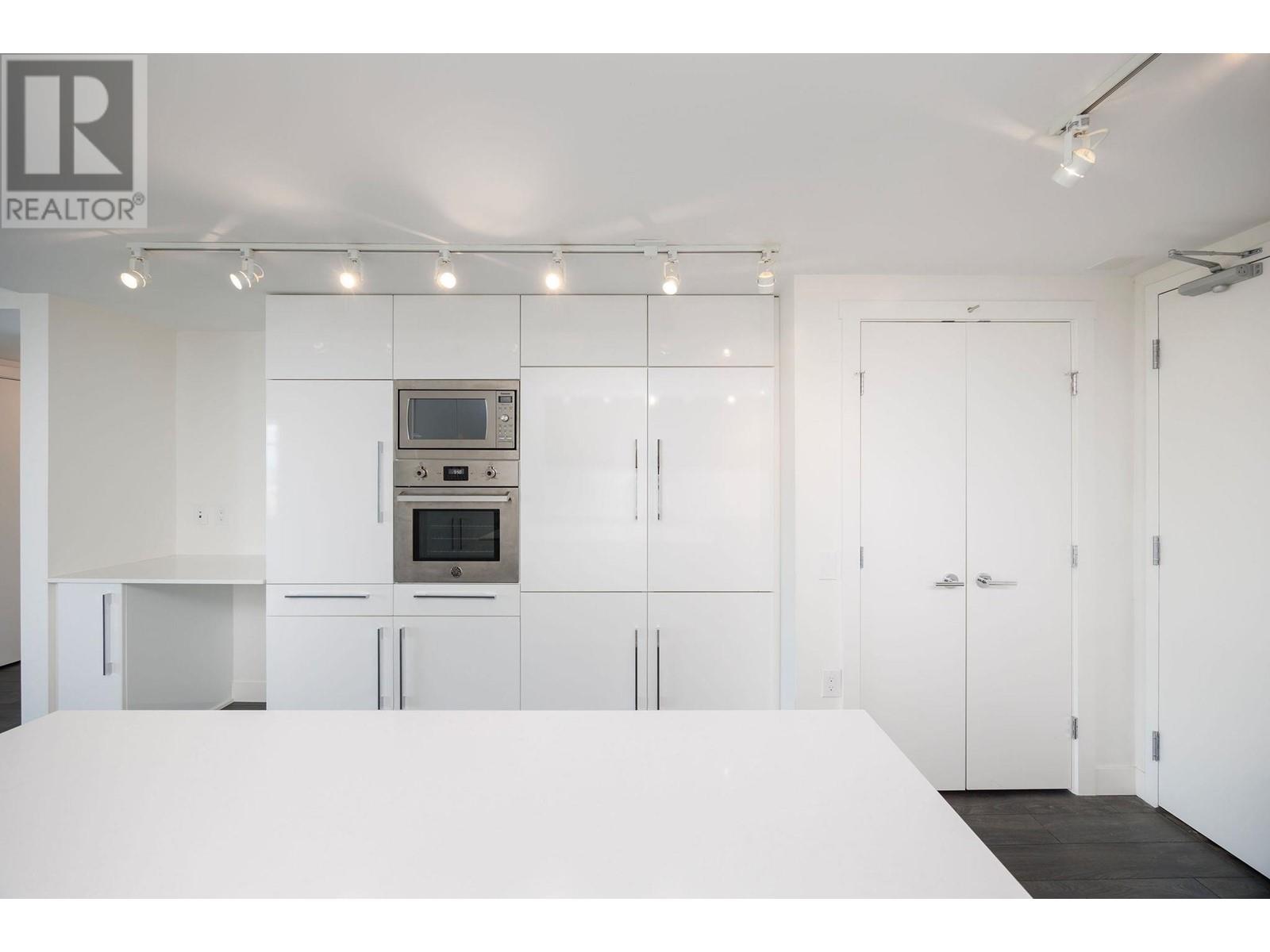 1703 188 Agnes Street, New Westminster, British Columbia  V3L 0H6 - Photo 8 - R2911637