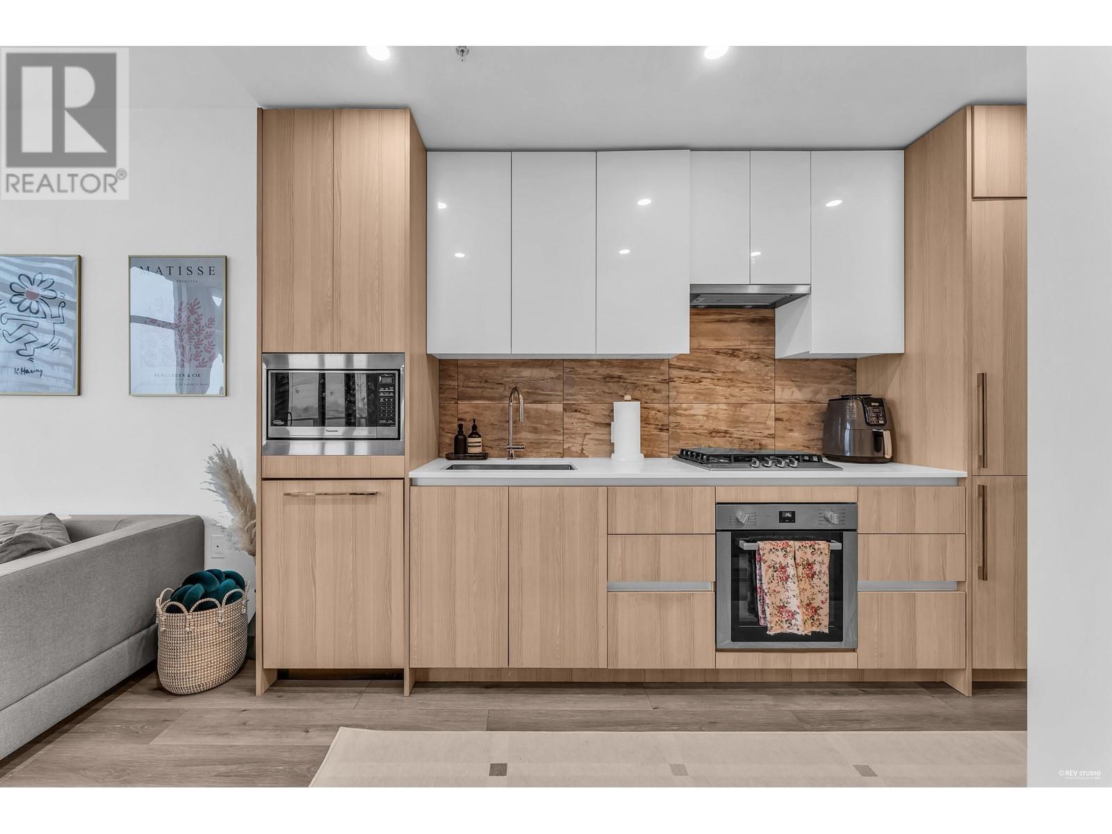 1602 1888 Gilmore Avenue, Burnaby, British Columbia  V5C 0L2 - Photo 9 - R2913308