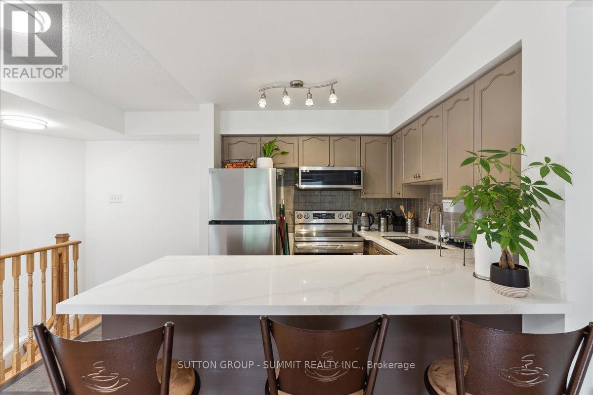 2122 - 115 George Appleton Way, Toronto (Downsview-Roding-Cfb), Ontario  M3M 0A2 - Photo 12 - W9245781