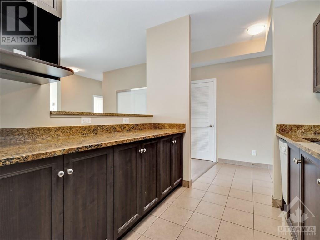 100 Roger Guindon Avenue Unit#403, Ottawa, Ontario  K1G 3Z7 - Photo 7 - 1406345