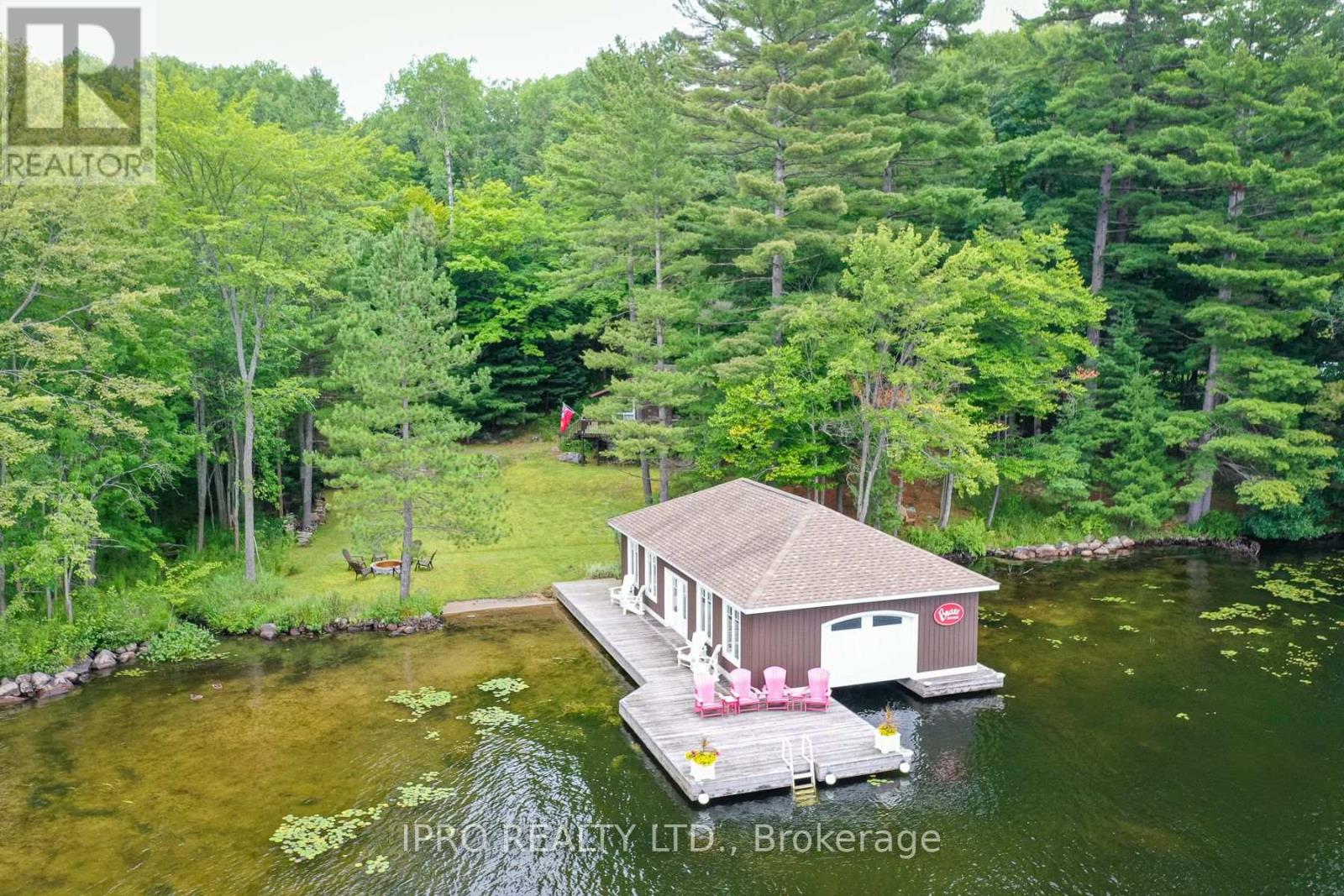 1007 OMINECA ROAD 6 ROAD, muskoka lakes, Ontario