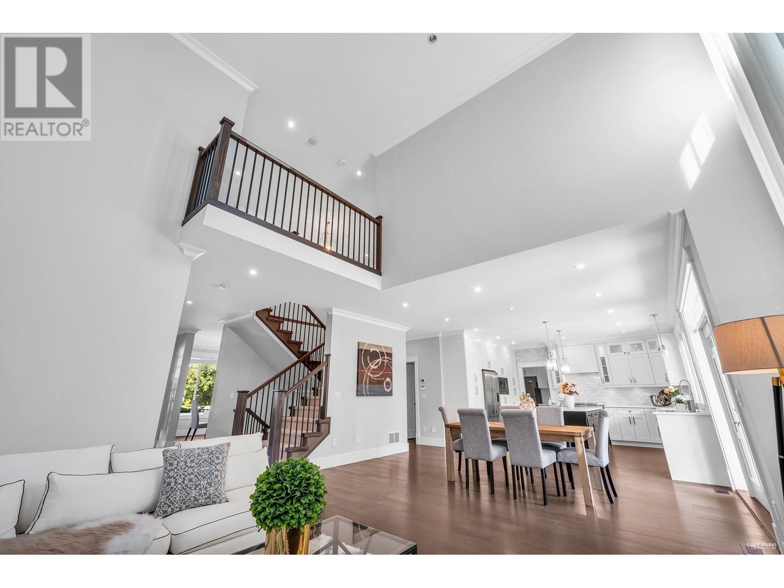 606 Chapman Avenue, Coquitlam, British Columbia  V3J 4A3 - Photo 7 - R2913077