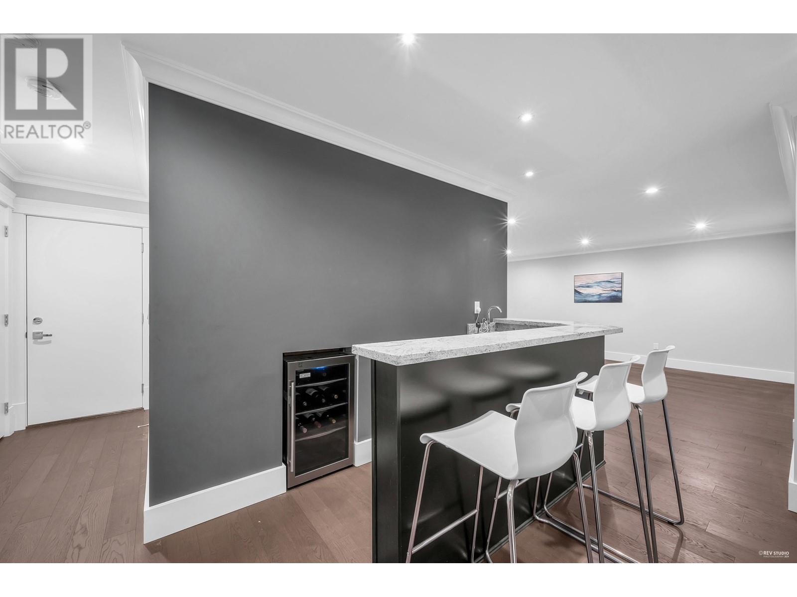606 Chapman Avenue, Coquitlam, British Columbia  V3J 4A3 - Photo 33 - R2913077
